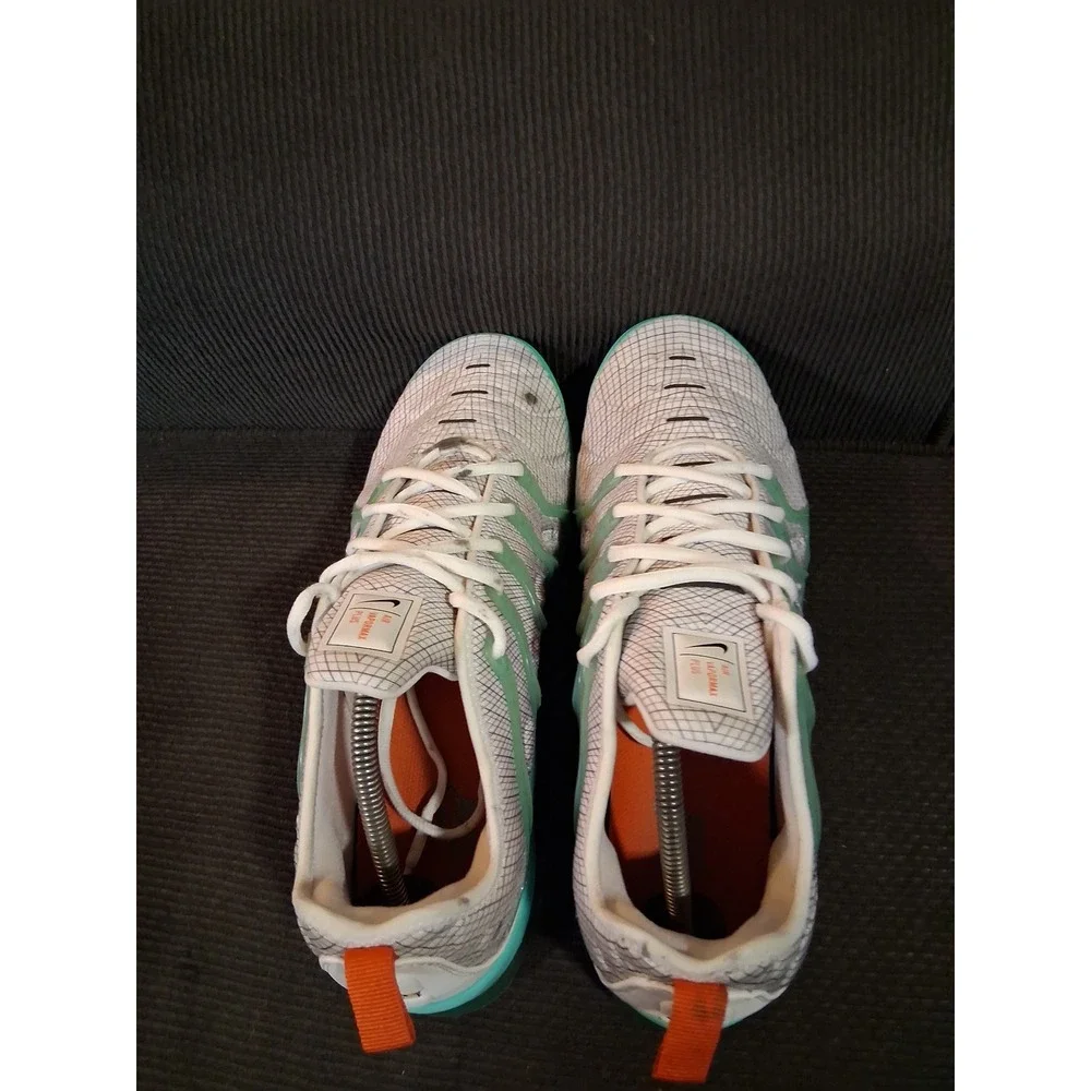 Nike Air VaporMax Plus White Aurora Green Bright Crimson Mens 12 Sneakers